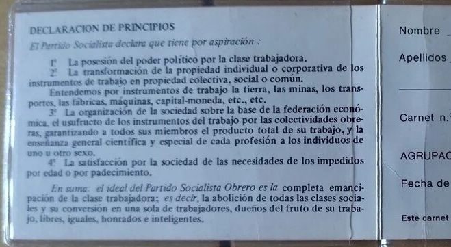 Último carnet del PSOE en papel